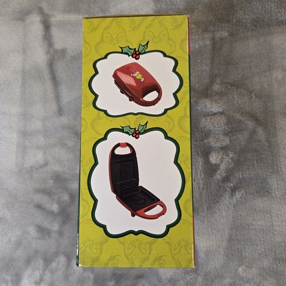Brand New Dr. Seuss The Grinch Grilled Cheese Sandwich Maker - Picture 6 of 8